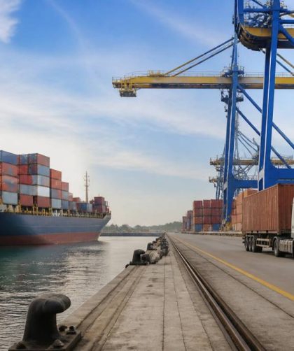 Cif incoterm : définition, fonctionnement et obligations pour les acteurs de la supply chain