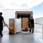 Cross dock def : définition et fonctionnement du cross-docking en logistique